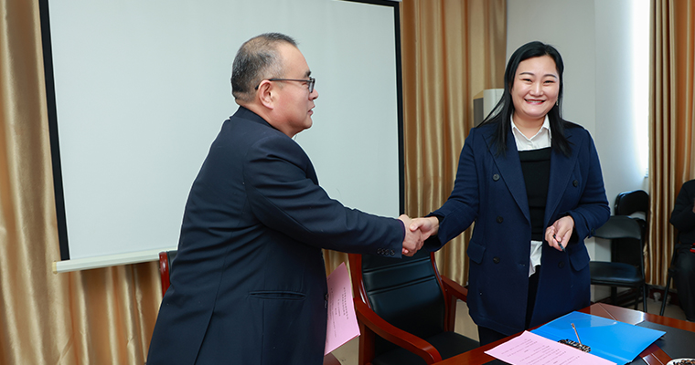 技術(shù)部簽約儀式